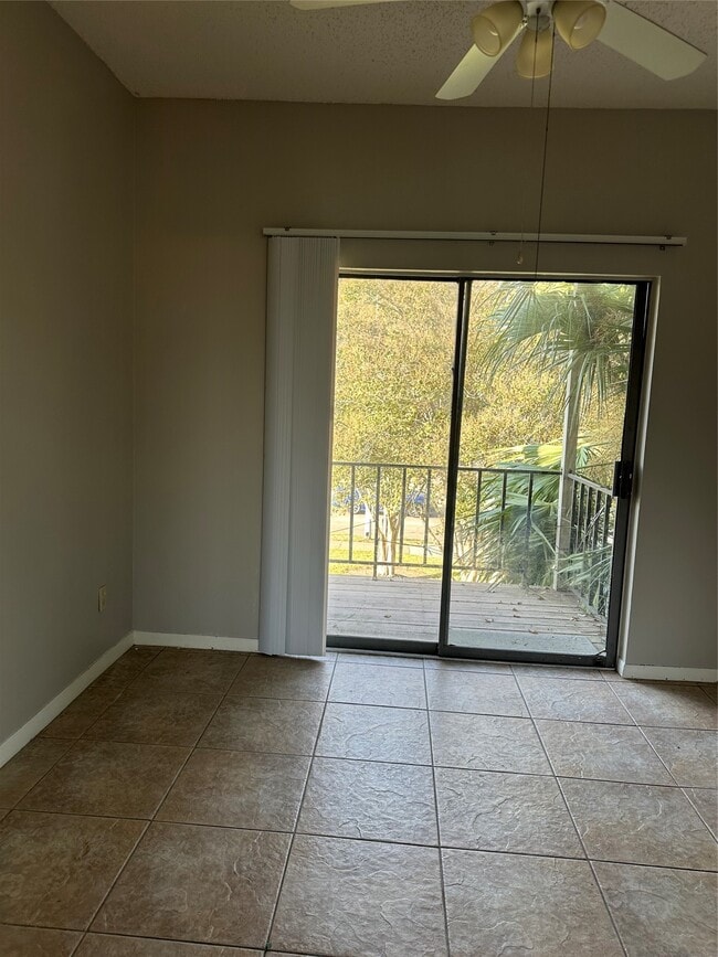 Photo - 10104 Waterstone Dr