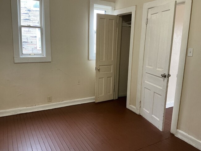 Photo - 1120-22 W Hadley St Unit Lower Rear