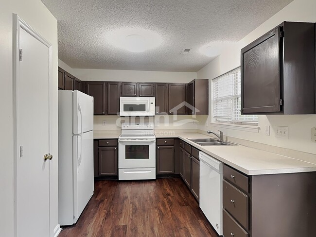 Photo - 16518 Amber Field Dr