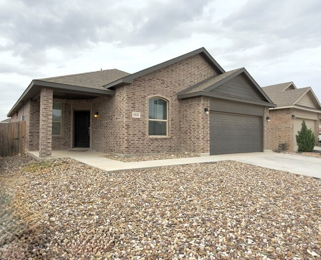 Photo - 1805 Ebbets Dr