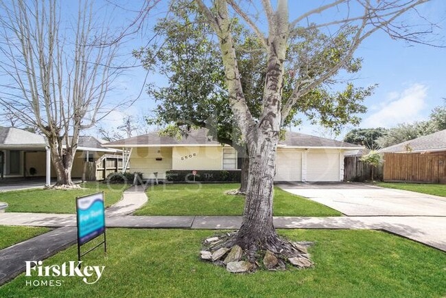 Photo - 5506 Berry Creek Dr House