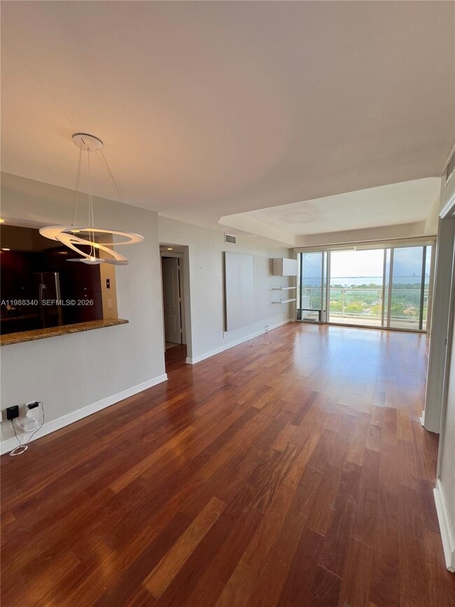 Photo - 5600 Collins Ave Unit 17G