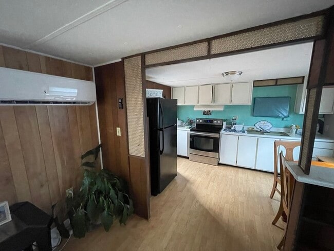 Photo - 120 Stocks Dr