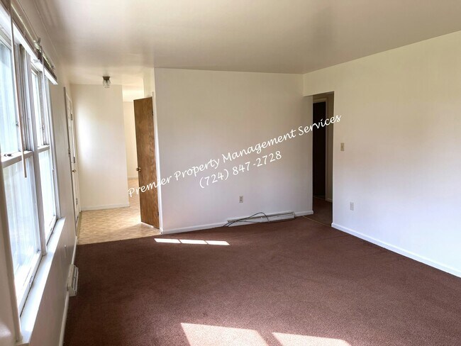 Photo - 2209 Airport Rd