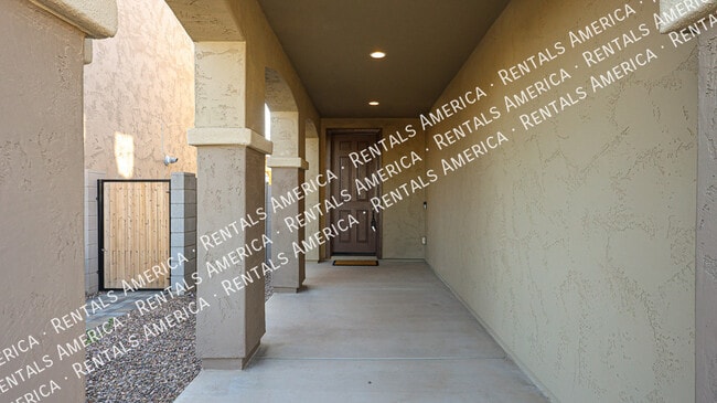 Photo - 17611 W Missouri Ave