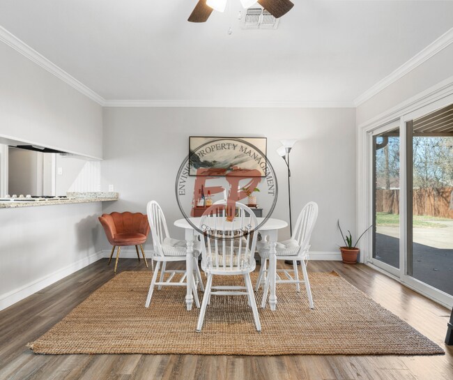 Photo - 6319 Wiethorn Dr