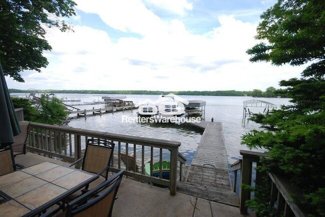 Photo - 2310 N Lake Dr