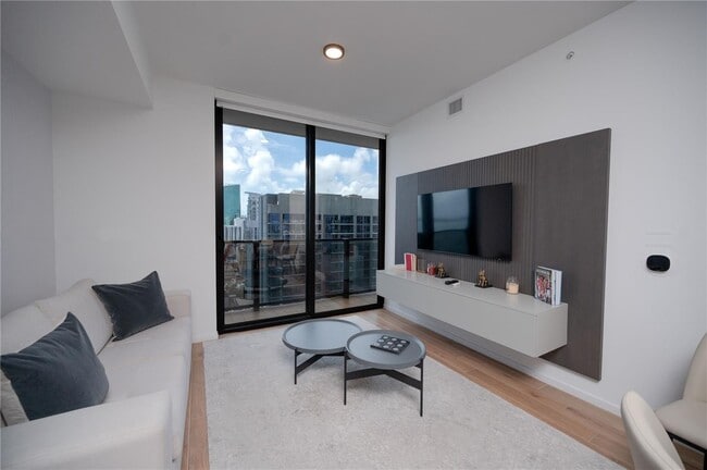 Photo - 398 NE 5th St Unit 2517