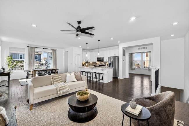 Photo - 6311 Stable View St