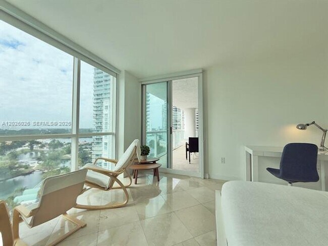 Photo - 16400 Collins Ave