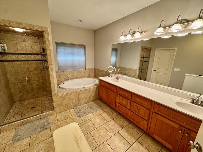 Photo - 72 Terrace Way