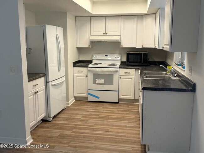 Photo - 3689 Longbow Rd