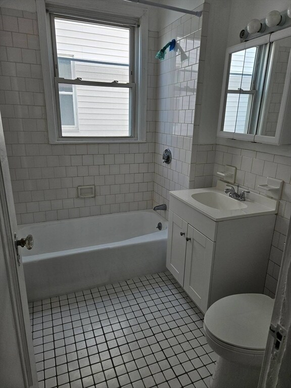 Photo - 8 Astoria St Unit 2