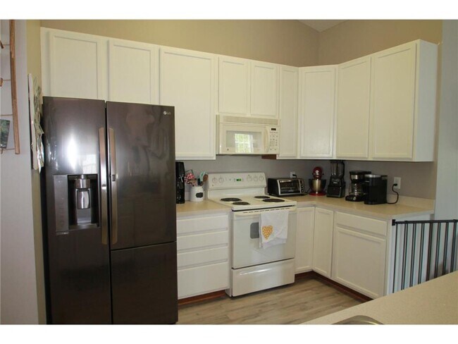 Photo - 1661 Countryside Dr