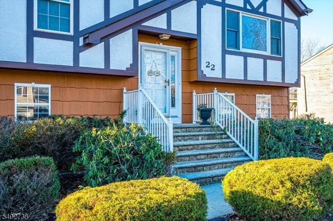 Photo - 22 O Loughlin Dr