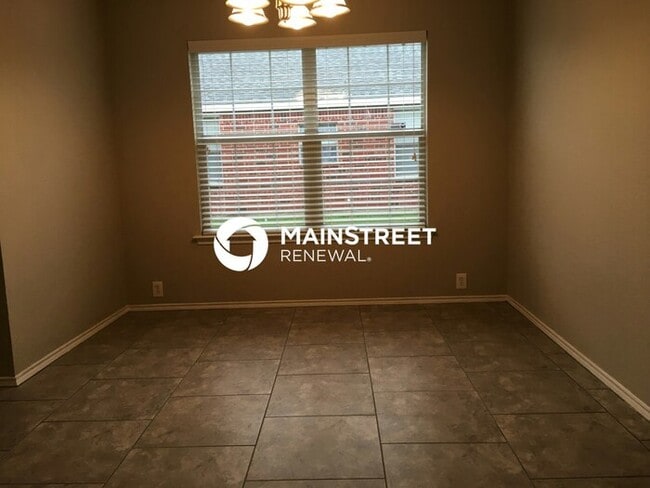 Photo - 4 Bedroom Pet-Friendly Home in Glenn Heights, TX with Main Street Renewal