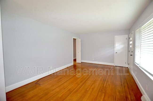 Photo - 4120 Leeds Dr