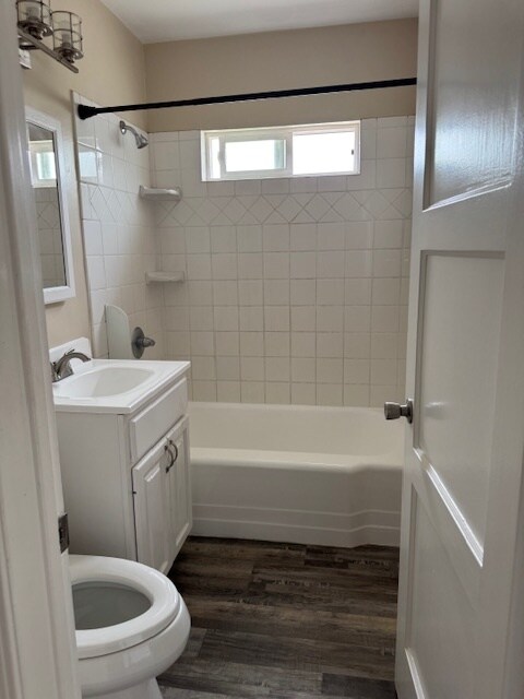 Photo - 4934 E Stearns St