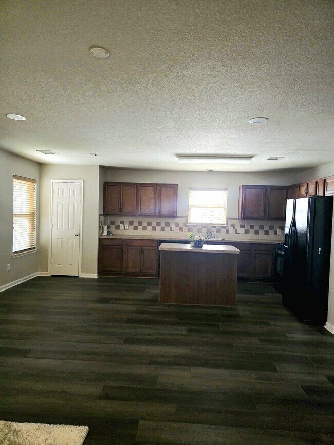 Photo - 15618 Sweet Maple Ct