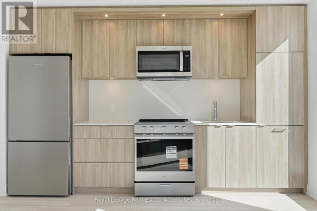 Photo - 25 Cordova Ave Unit 805