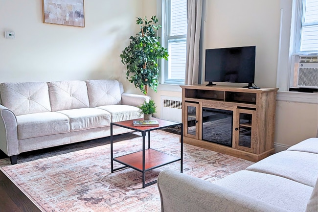 Photo - 108 Gotthart St