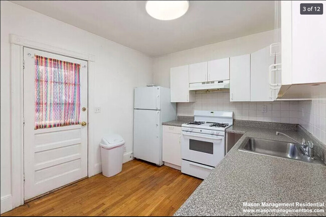 Photo - 40 Montfern Ave Apartments Unit 2
