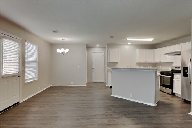 Photo - 14938 Sugar Mist Ln