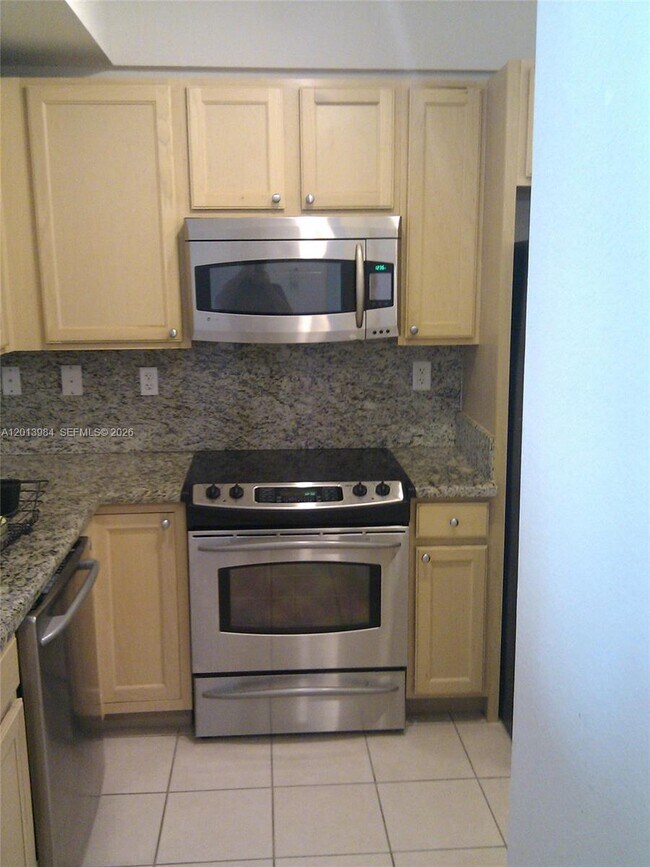 Photo - 6001 SW 70th St Unit 331