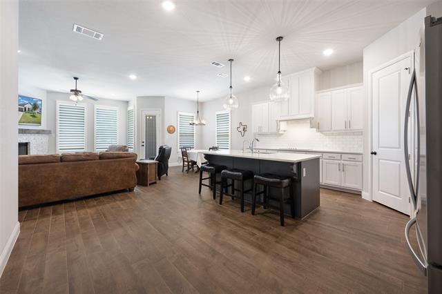 1308 Robinson Vly Dr