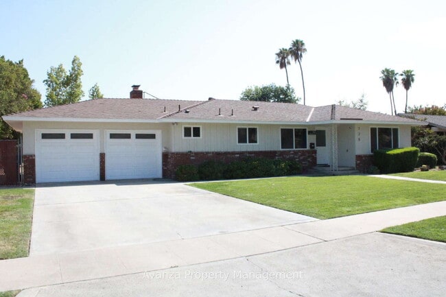 Photo - Home for Rent
4 Bed/3 Bath - 1,791 Sq Ft.
Rent: $2,750/month
Security Deposit: $2,850
Bullard Hig...