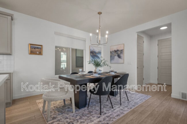 Photo - 2442 N Gotland Wy