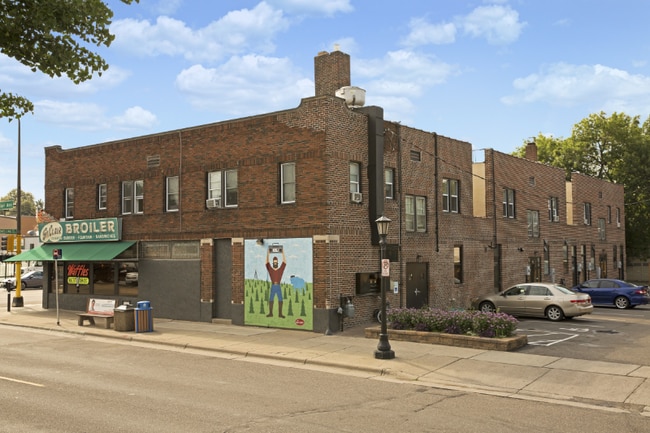 Photo - 245 Snelling Ave S