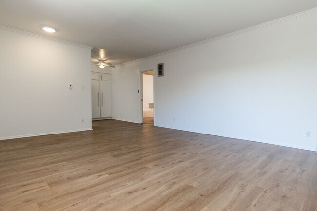 4653 Fulton Ave Unidad 16