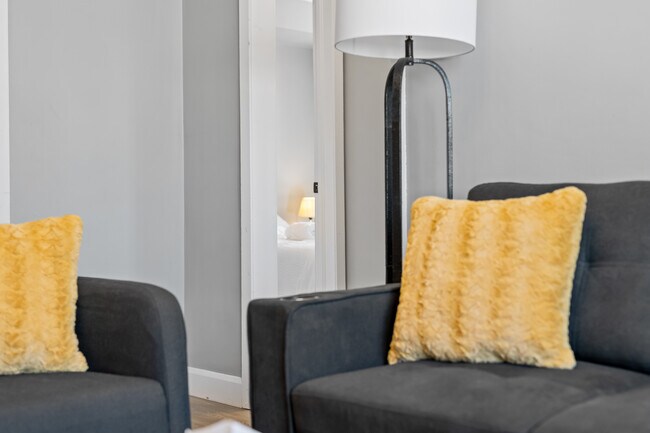 Photo - 2 Bedroom, 1 Bathroom newly renovated unit... Unit 8