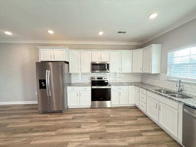 Photo - 3920 Dunbar Ave