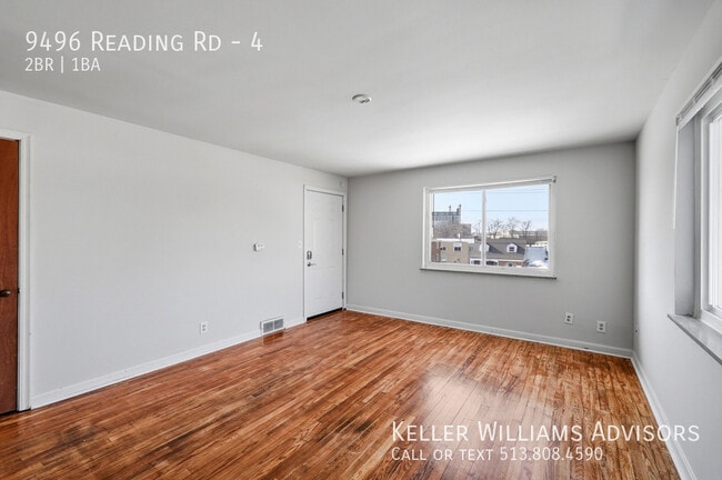 Building Photo - 9496 Reading Rd Unit 4