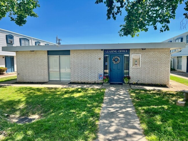 Higdon Ferry Apartments