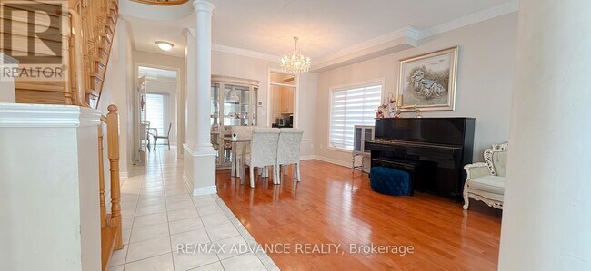 Photo - 85 Gemini Crescent