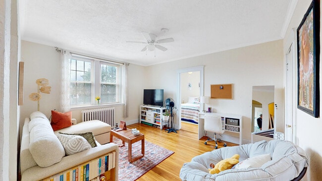 Building Photo - 15 Governors Ave Unit 17