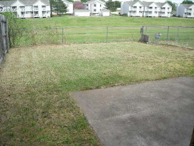 Building Photo - 718 Swan Lake Rd