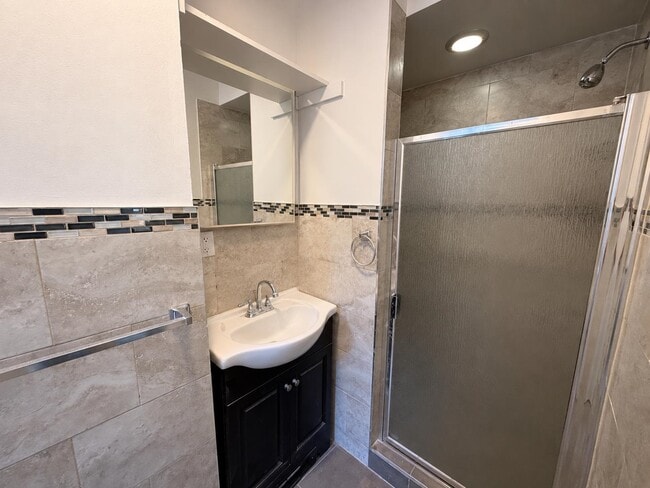 118 Erie St Unit 5
