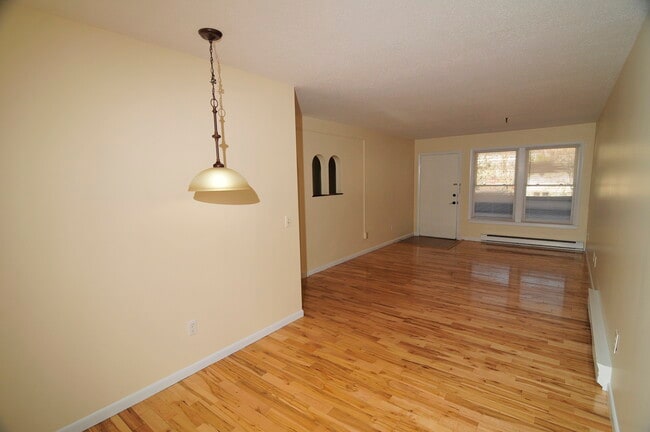 Photo - 288 Main St Unit #14