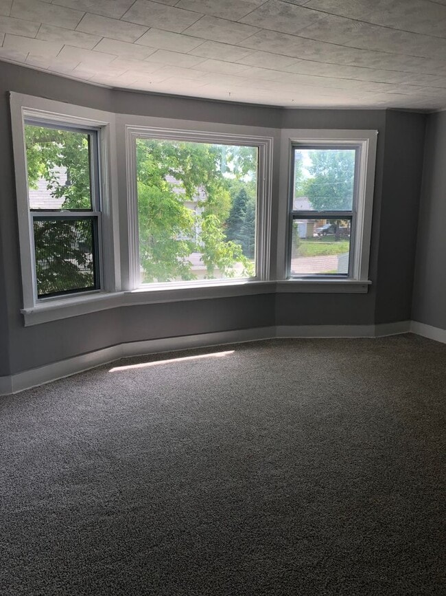 Photo - 135 Broad St Unit 135B