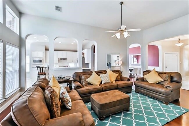 Photo - 6519 Canyon Chase Dr