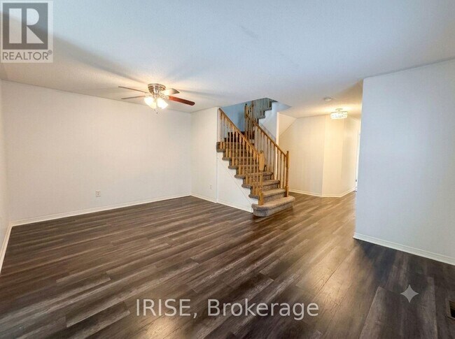 Photo - 1849 Creek Way