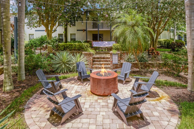 Brasero - Westshore Palms at Kennedy Apartamentos