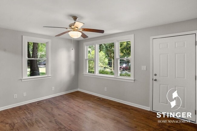 Photo - 153 Williams St