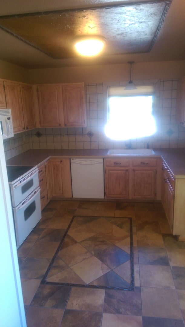 Photo - Three Bedroom Condo for rent!