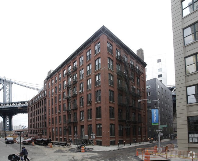 Primary Photo - 25 Washington Street