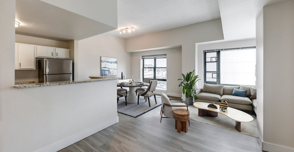 その他 L'AppartementRib L/S T-SH The Jade - San Gabriel, CA Apartments | Realtor.com®